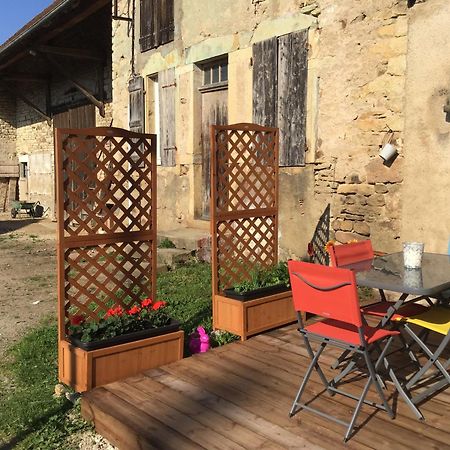 Le Petit Pressoir - Charmant Studio Collonges-en Charollais Exterior photo